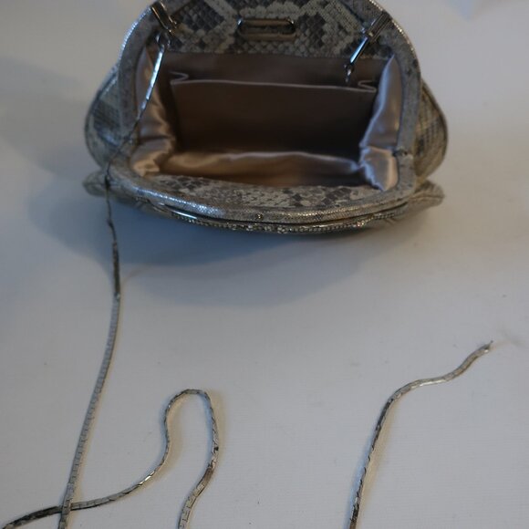 Womens Finesse La Model Silver Gray Cream Python Leather Clutch Handbag - Picture 12 of 14